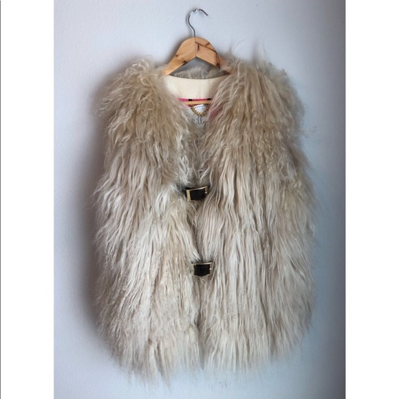 MILLY of New York - Dyed Magnolian Lamb Fur Vest - Picture 6 of 7